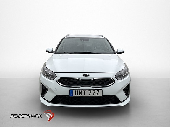 Kia Ceed 2 of 5
