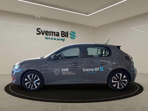 Peugeot 208 3 of 5