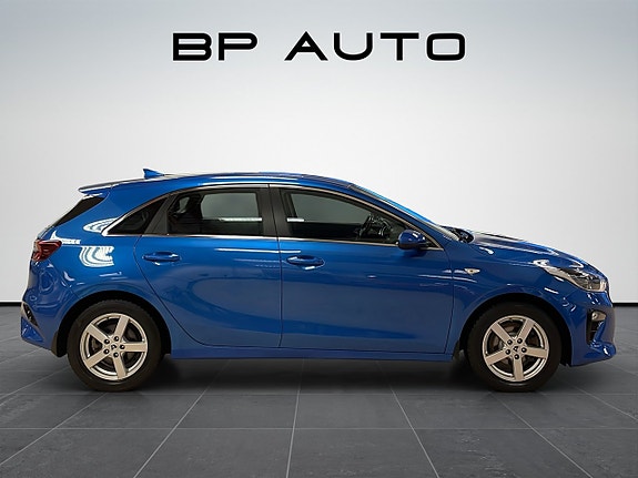 Kia Ceed 8 of 24