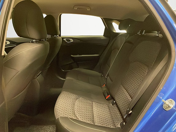 Kia Ceed 12 of 24