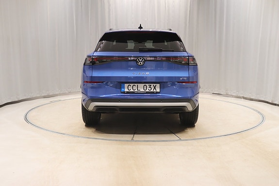 Volkswagen T-Roc 5 of 10