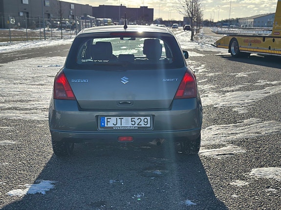 Suzuki Swift 6 of 18
