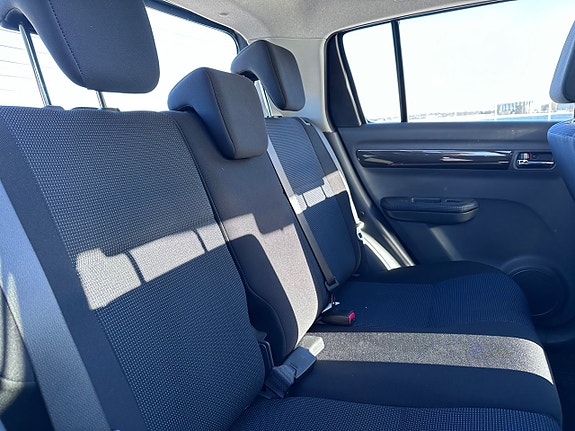 Suzuki Swift 8 of 18