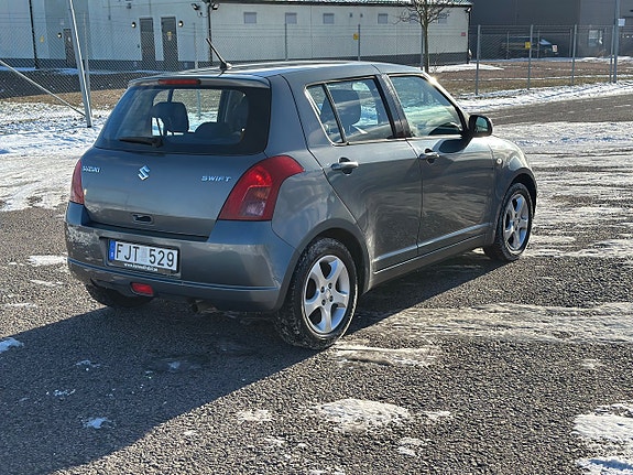 Suzuki Swift 4 of 5