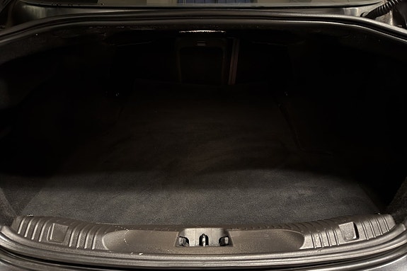 Jaguar XF 9 of 19