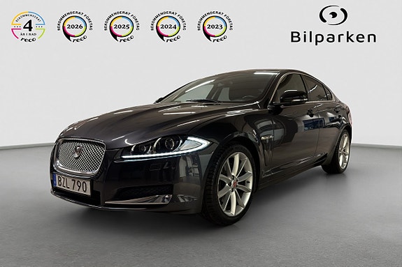 Jaguar XF 4 of 19
