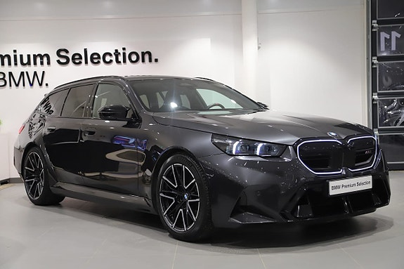 BMW M5 4 of 17