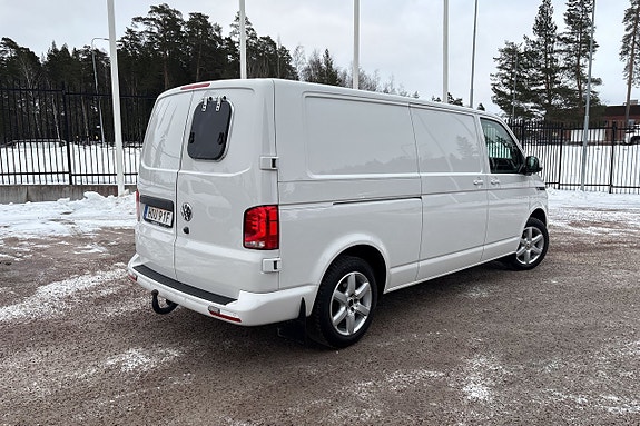 Volkswagen Transporter 3 of 5