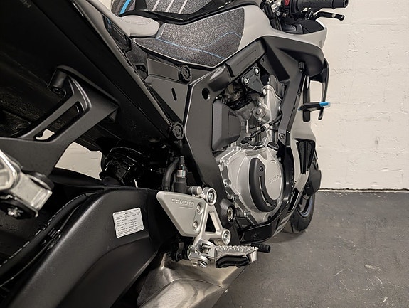 CFMOTO 675 SR-R Sportig och välutrustad supersporthoj*SÅLD* 10 of 16