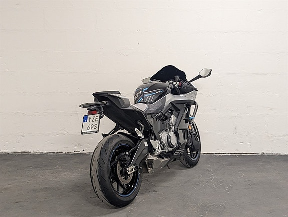 CFMOTO 675 SR-R Sportig och välutrustad supersporthoj*SÅLD* 9 of 16