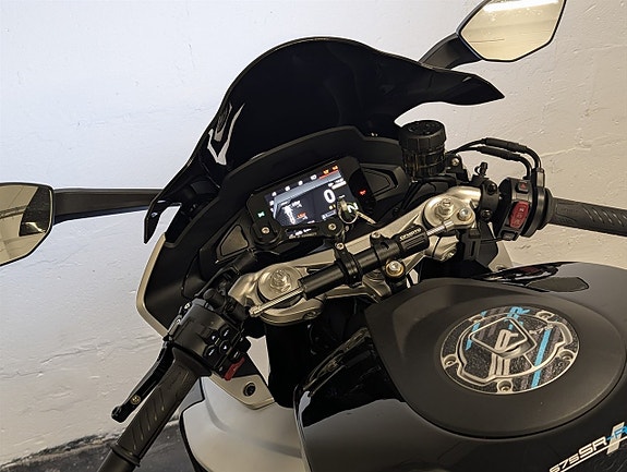 CFMOTO 675 SR-R Sportig och välutrustad supersporthoj*SÅLD* 8 of 16