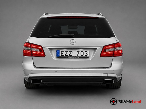 Mercedes-Benz E350 11 of 15