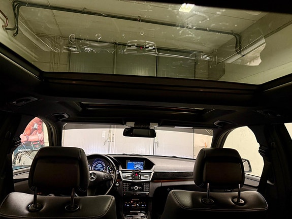 Mercedes-Benz E350 3 of 15
