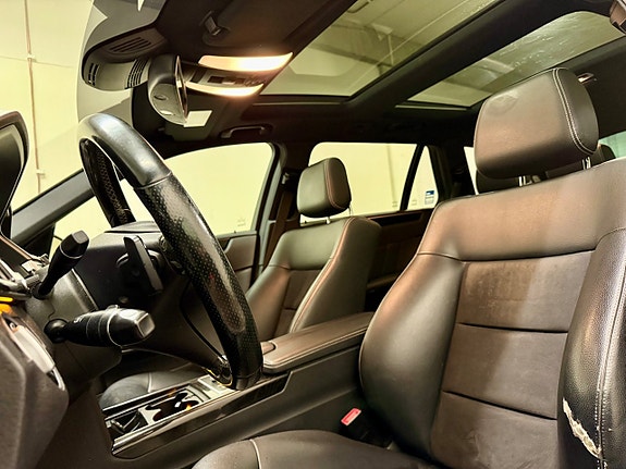 Mercedes-Benz E350 7 of 15