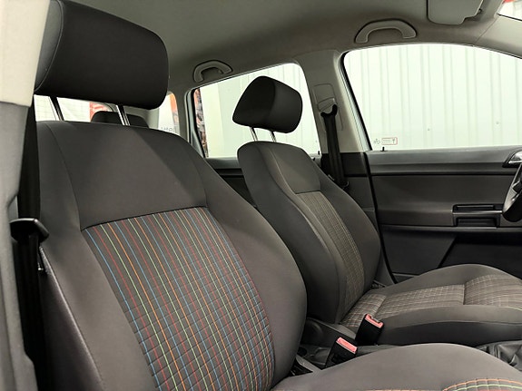 Volkswagen Polo 8 of 23