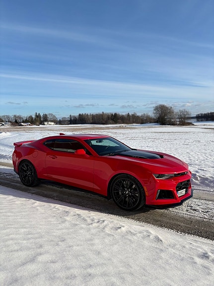 Chevrolet Camaro 3 of 9