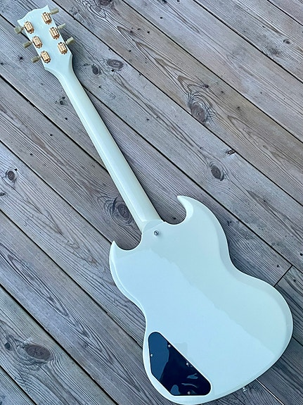 Product image 16 of 18