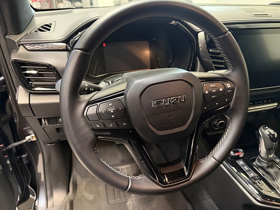 Isuzu D-max 8 of 11