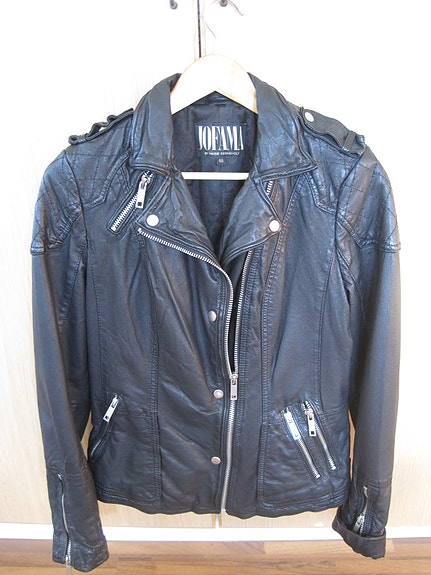 Product image 1 of 8