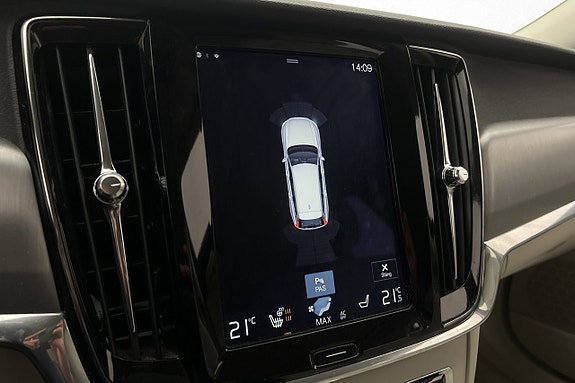 Volvo V90 Cross Country 19 of 30