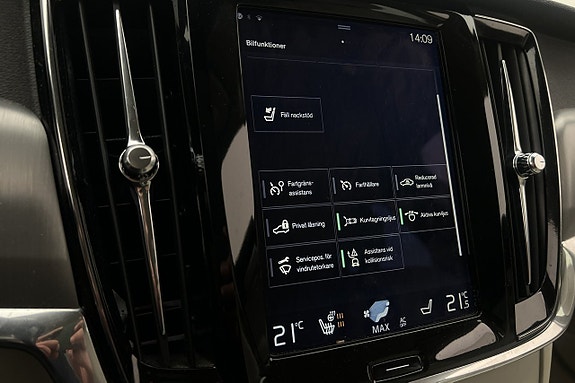 Volvo V90 Cross Country 22 of 30