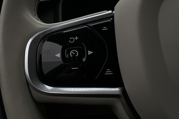 Volvo V90 Cross Country 13 of 30