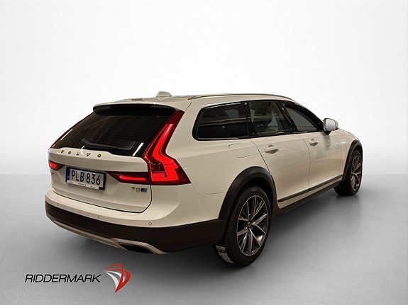Volvo V90 Cross Country 5 of 30
