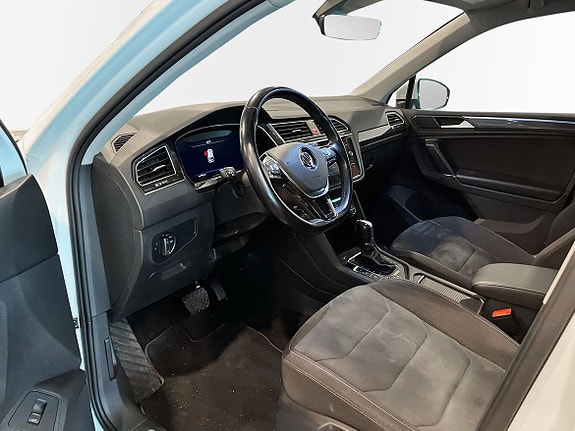 Volkswagen Tiguan 7 of 9