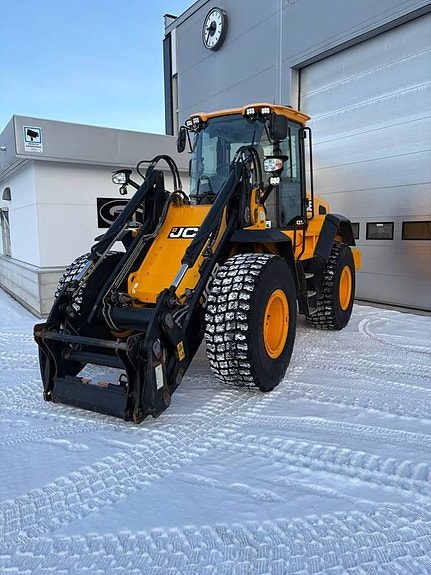 Jcb 437