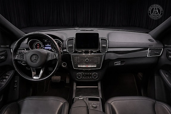 Mercedes-Benz GLE350 d 8 of 12