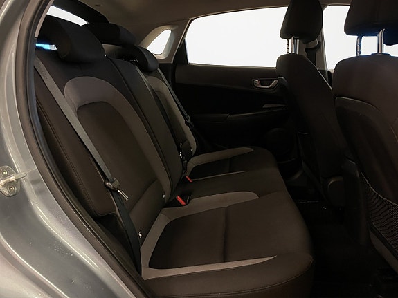 Hyundai Kona 14 of 26