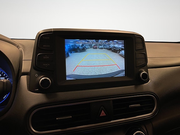 Hyundai Kona 18 of 26