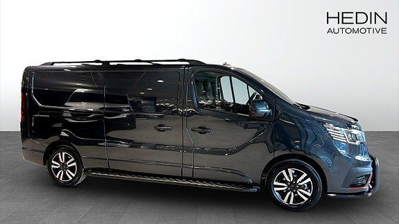 Renault Trafic 9 of 12