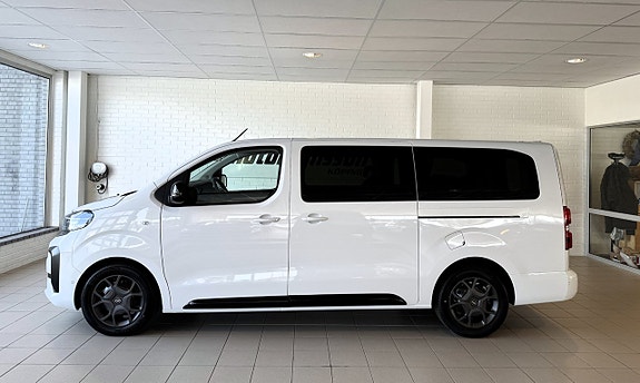 Opel Zafira 7 of 16