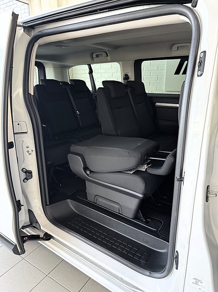 Opel Zafira 10 of 16
