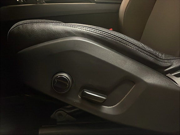Volvo XC60 21 of 25
