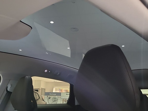 Volvo ES90 16 of 18