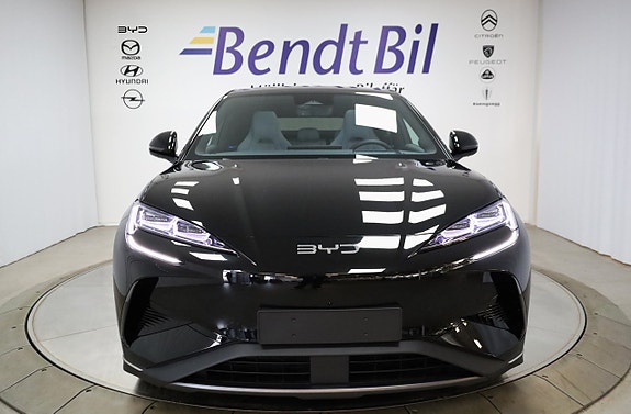 BYD Sealion 7 2 of 5