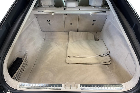 Mercedes-Benz EQS450 27 of 28