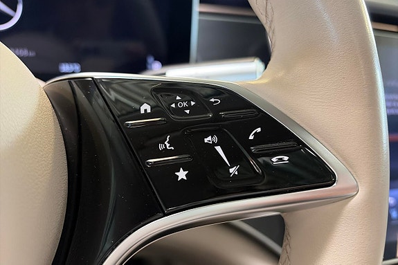 Mercedes-Benz EQS450 9 of 28