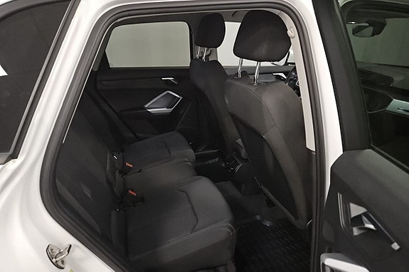 Audi Q3 8 of 11