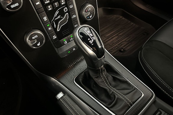 Volvo V40 21 of 23