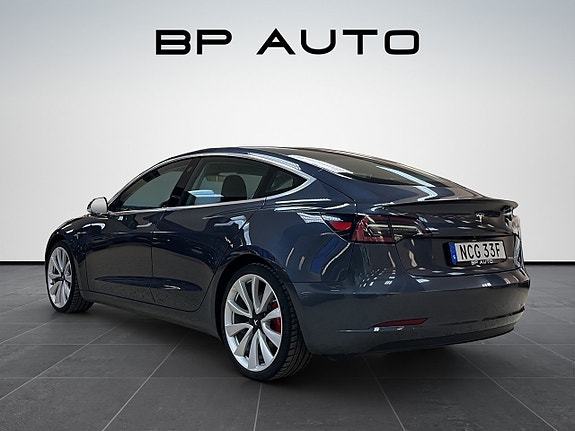 Tesla Model 3 5 of 26