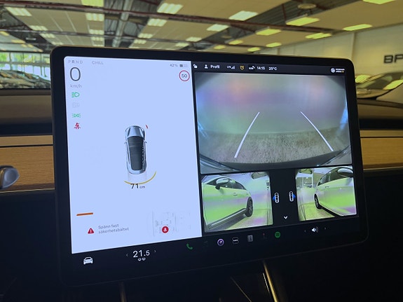 Tesla Model 3 20 of 26