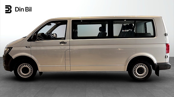 Volkswagen Caravelle 3 of 5