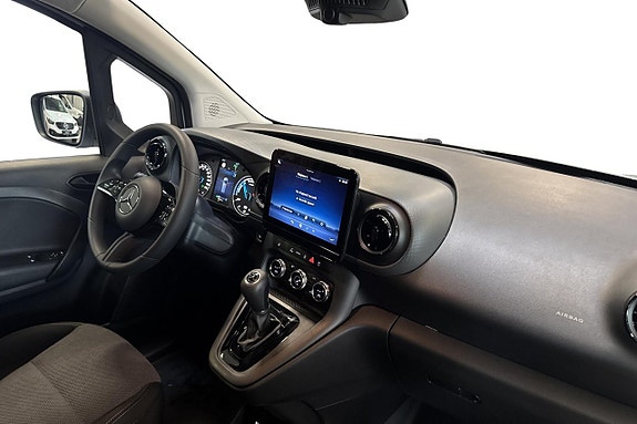 Mercedes-Benz eCitan 8 of 13