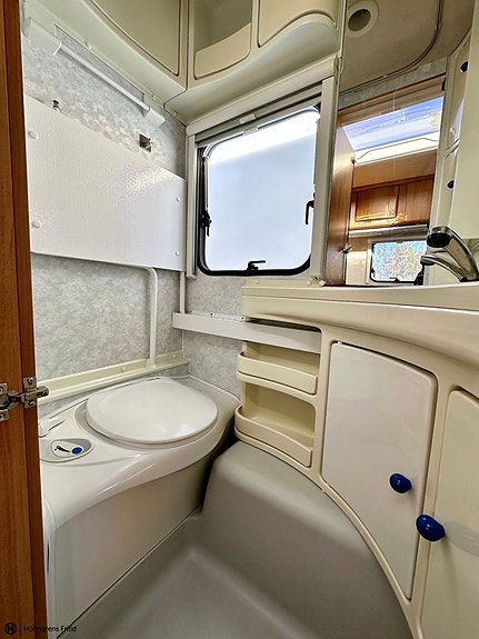 Adria Classica 563 UL 9 of 10