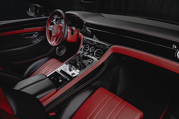 Bentley Continental GT 14 of 14