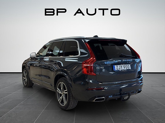 Volvo XC90 5 of 27