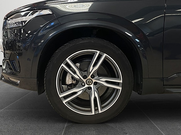 Volvo XC90 26 of 27